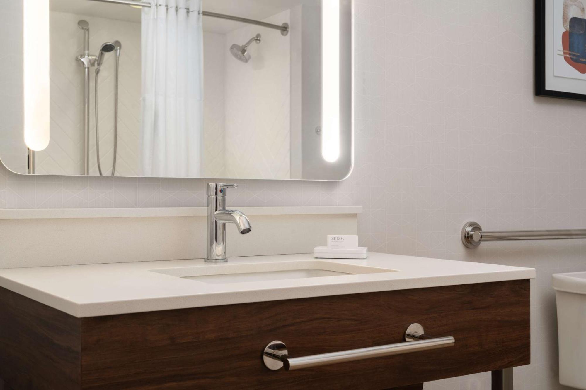 Hampton Inn & Suites Μίντλταουν Εξωτερικό φωτογραφία