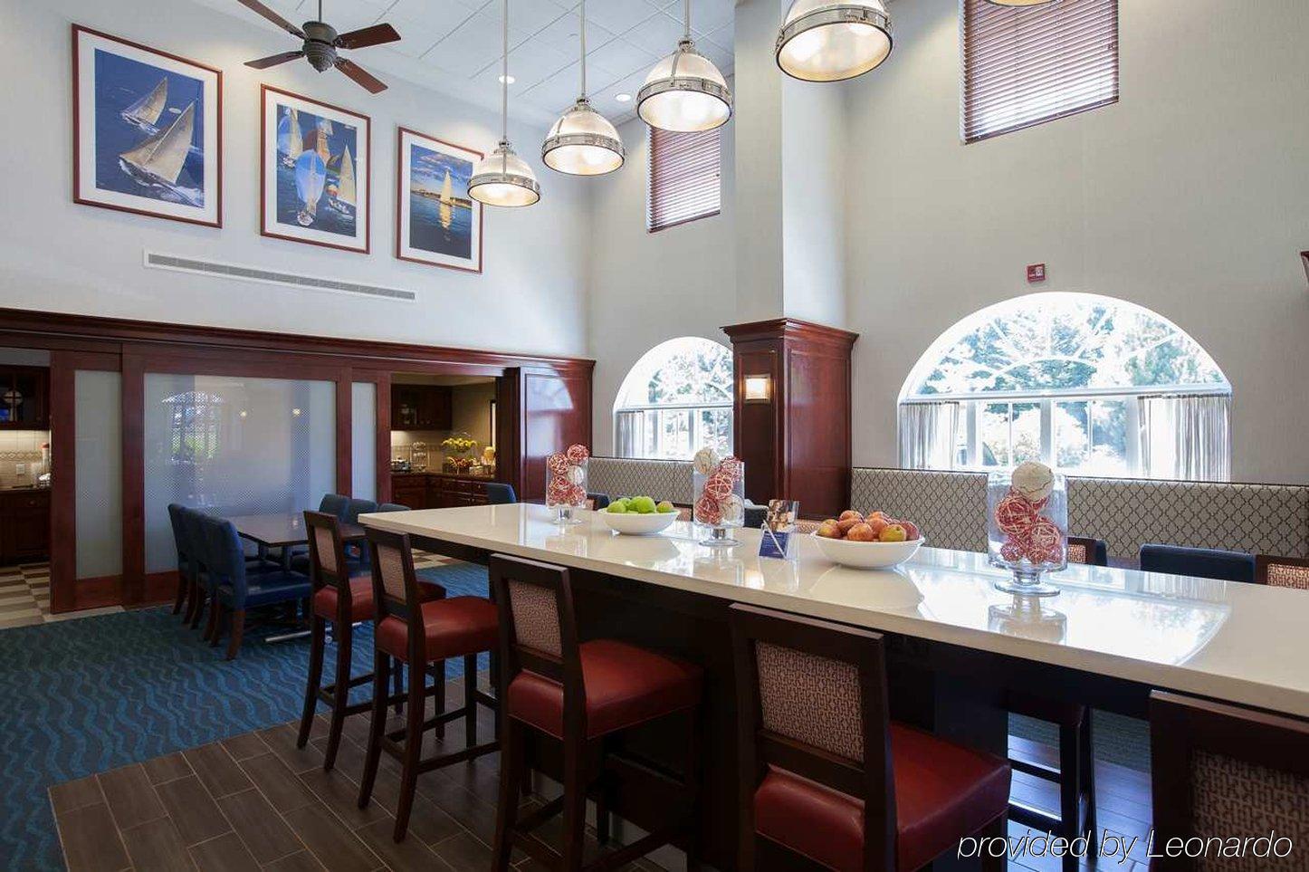 Hampton Inn & Suites Μίντλταουν Εστιατόριο φωτογραφία