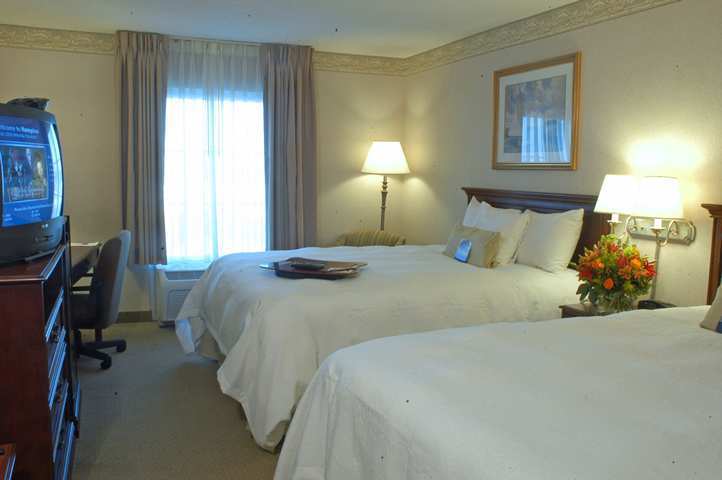 Hampton Inn & Suites Μίντλταουν Εξωτερικό φωτογραφία