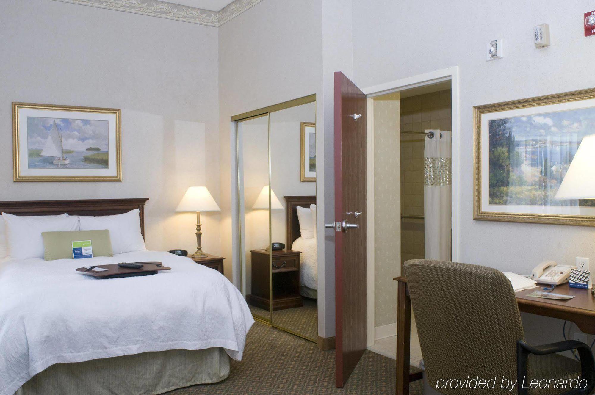Hampton Inn & Suites Μίντλταουν Εξωτερικό φωτογραφία