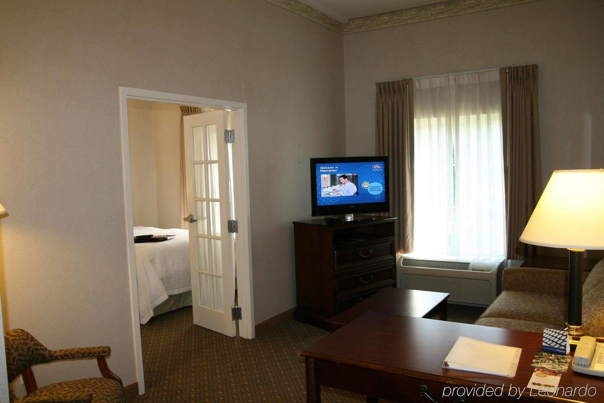 Hampton Inn & Suites Μίντλταουν Δωμάτιο φωτογραφία