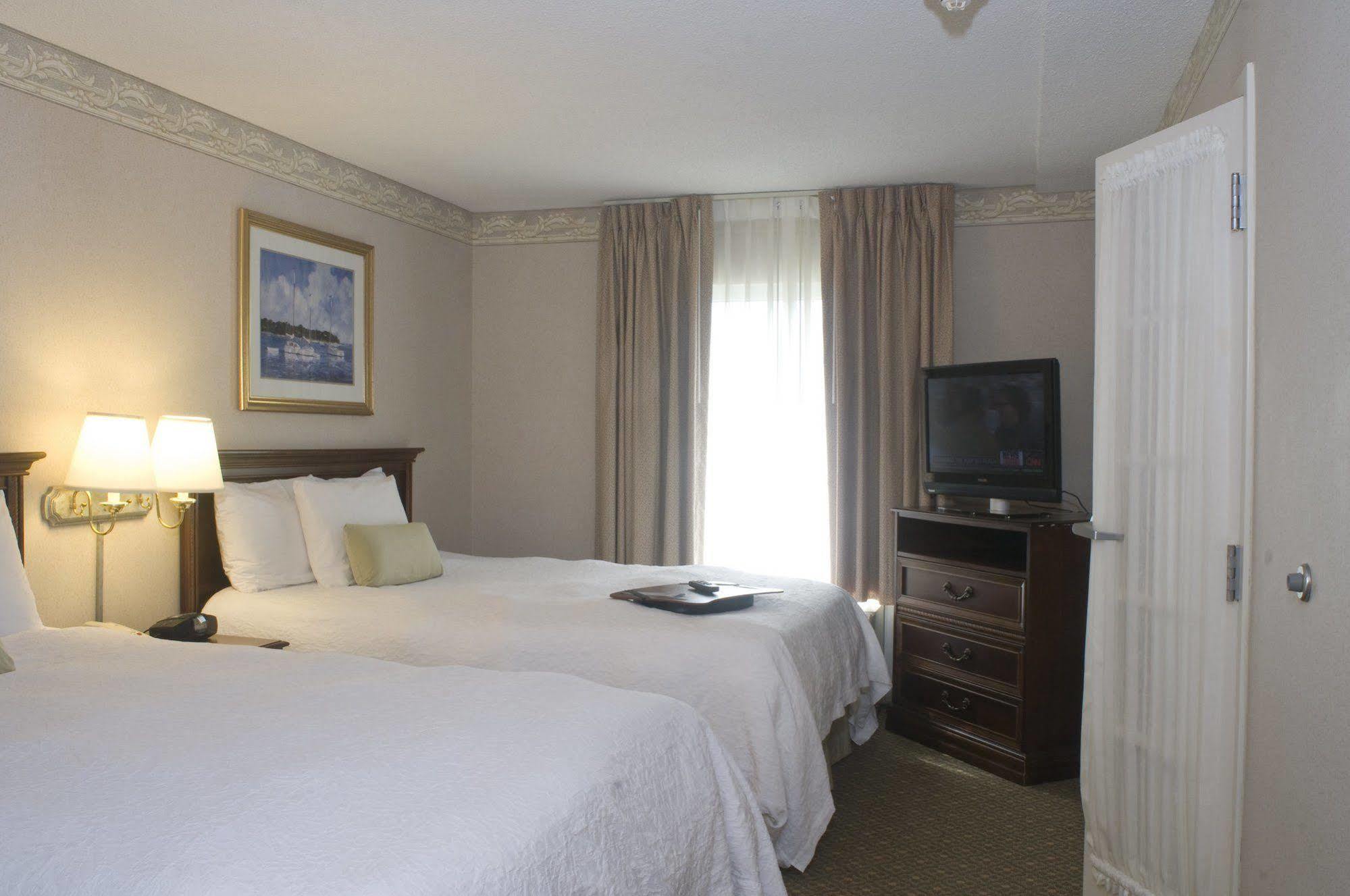 Hampton Inn & Suites Μίντλταουν Εξωτερικό φωτογραφία