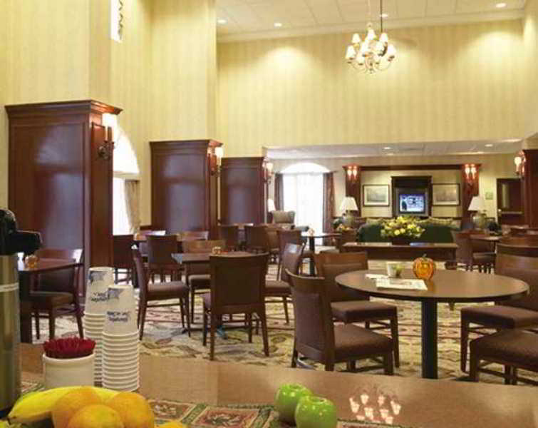 Hampton Inn & Suites Μίντλταουν Εστιατόριο φωτογραφία